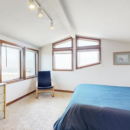 Bright Shores Lincoln City Exterior photo